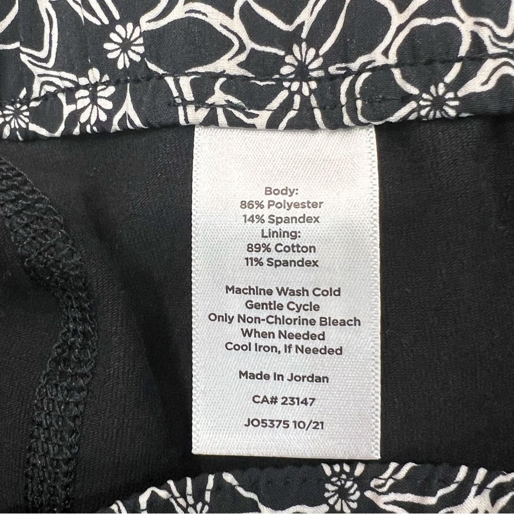 T by Talbots Black and White Floral Athletic casual A Line Skort Sz XS - Picture 9 of 9